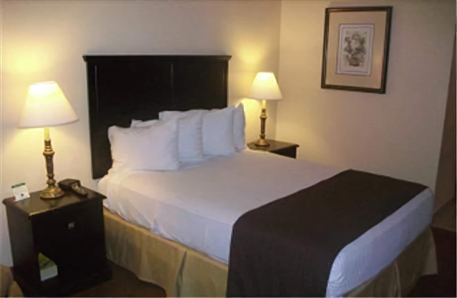 Baymont By Wyndham Kansas City Ku Medical Center Esterno foto