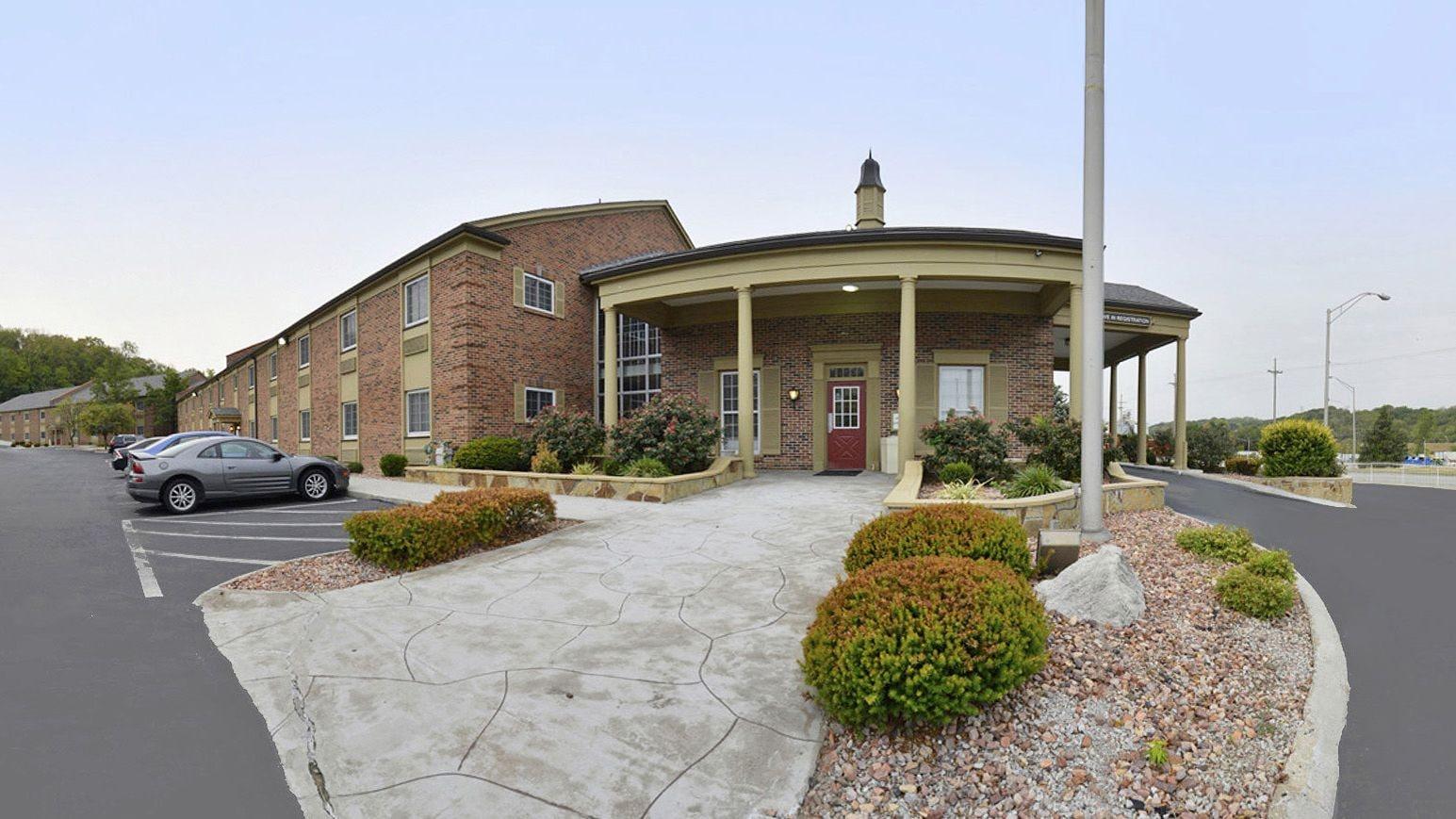 Baymont By Wyndham Kansas City Ku Medical Center Esterno foto