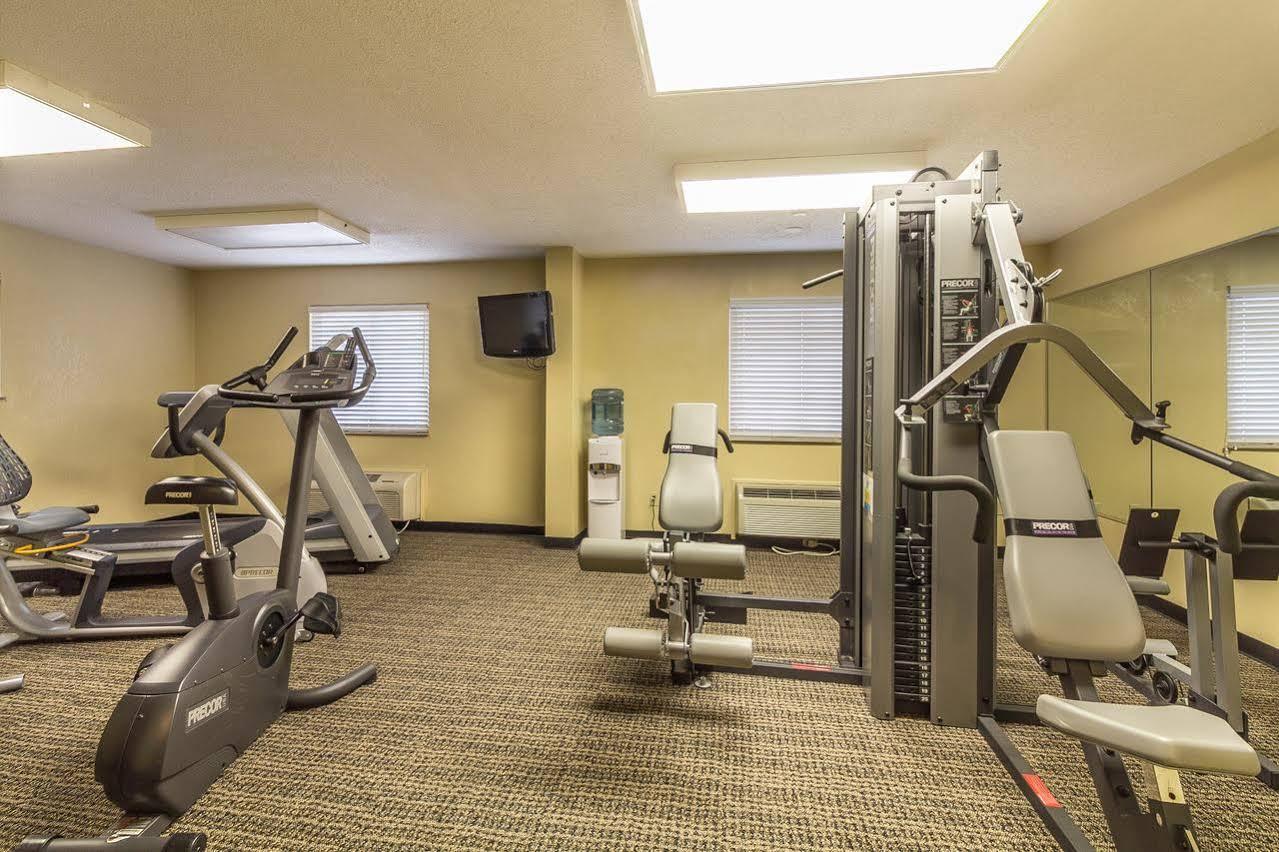 Baymont By Wyndham Kansas City Ku Medical Center Esterno foto